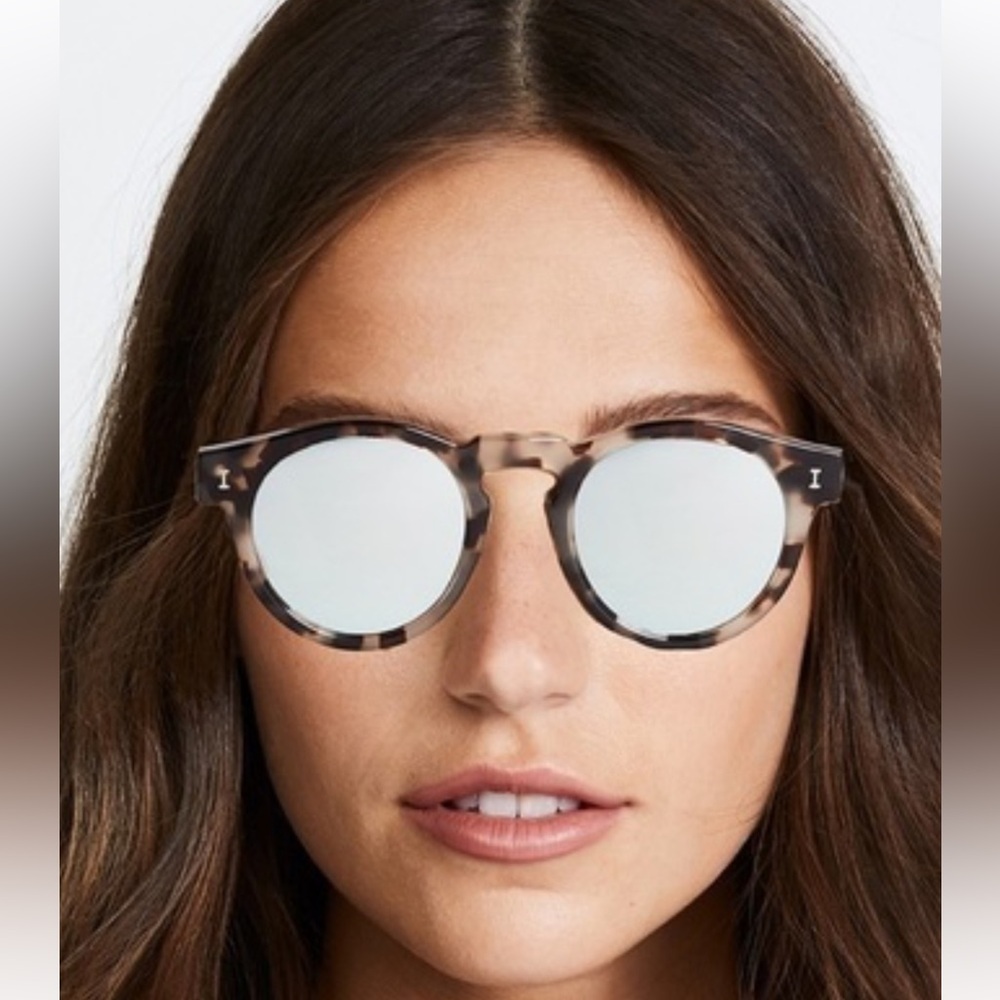 Illesteva Leonard Sunglasses Tortoise/Silver Mirrored